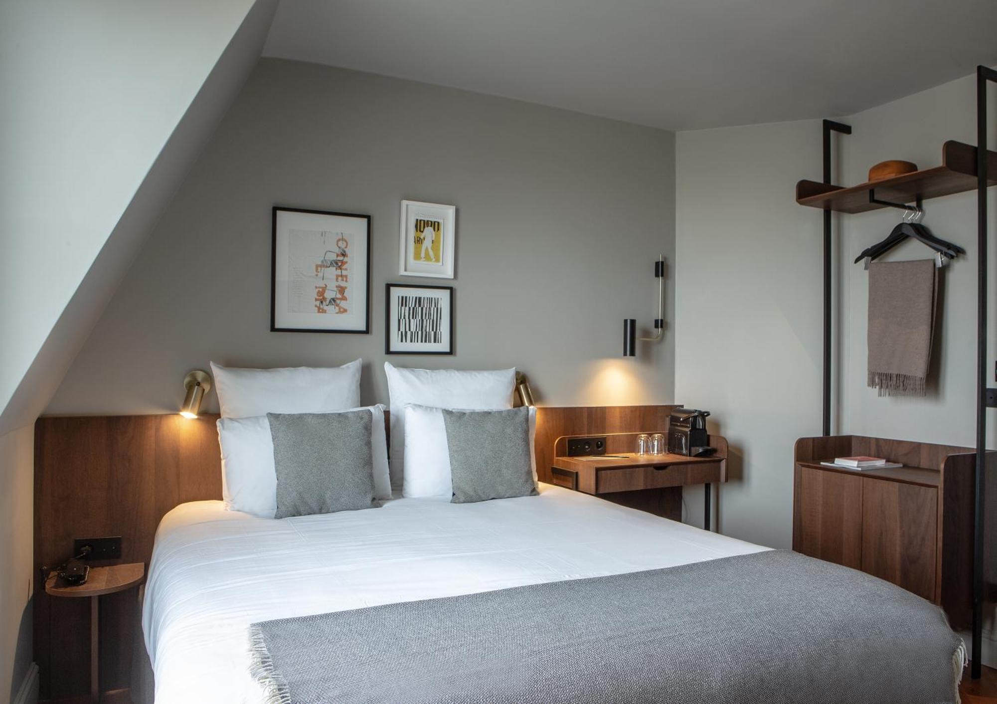 Hotel Flanelles Paris Exterior photo